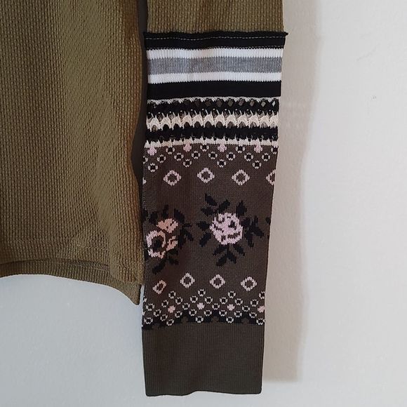 🔥HP🔥Free People Mikah Layering Thermal Cuff / Army Combo Long Sleeve Top Small - Picture 2 of 7